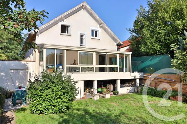 Maison à vendre  5 pièces - 101,03 m2 ETRECHY - 91