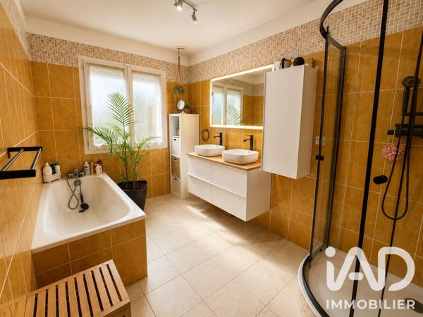 Maison à vendre 4 pièces 102 m² Dammarie-les-Lys