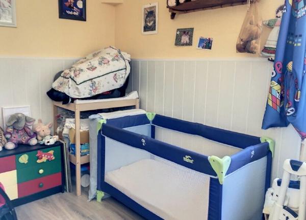 Maison à vendre    4 pièces •  Désertines