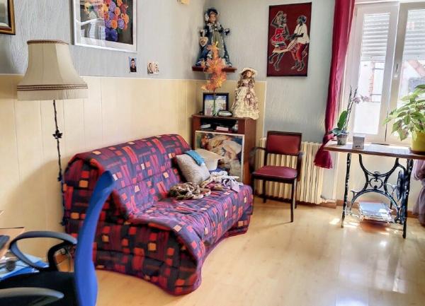 Maison à vendre    4 pièces •  Désertines