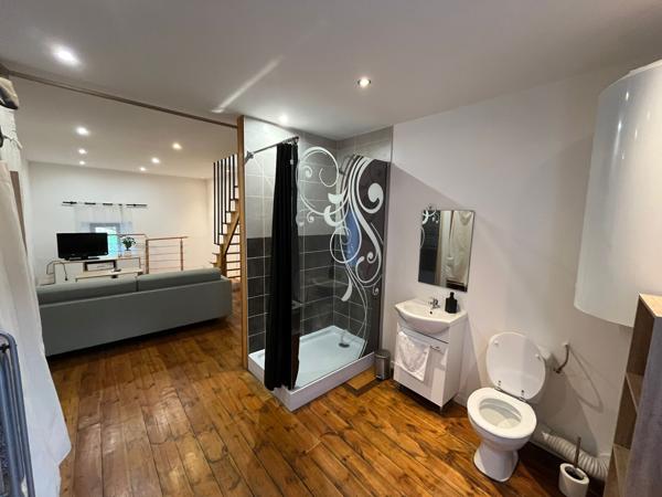 Blesle (43450) Maison rénovée à Blesle