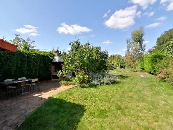 Maison Individuelle de plain pied avec le jardin de 990 m²