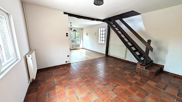 Maison Individuelle de plain pied avec le jardin de 990 m²