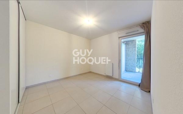 CARROS Route des Plans : Beau 2 pièces avec terrasse et parking