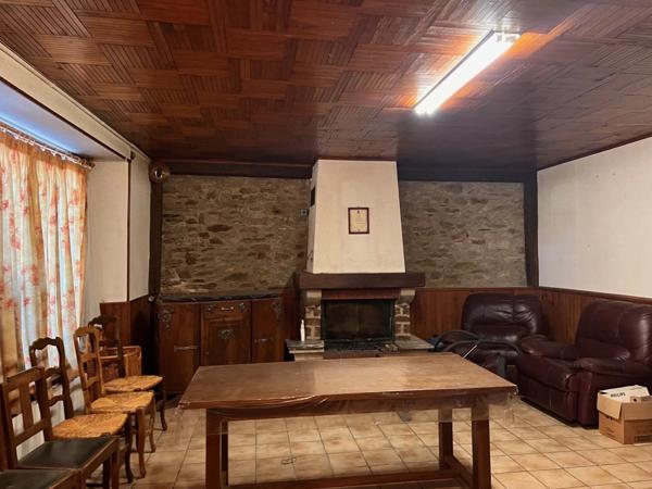 Vente Maison de village 6 pièces 141 m2 à Trémouilles