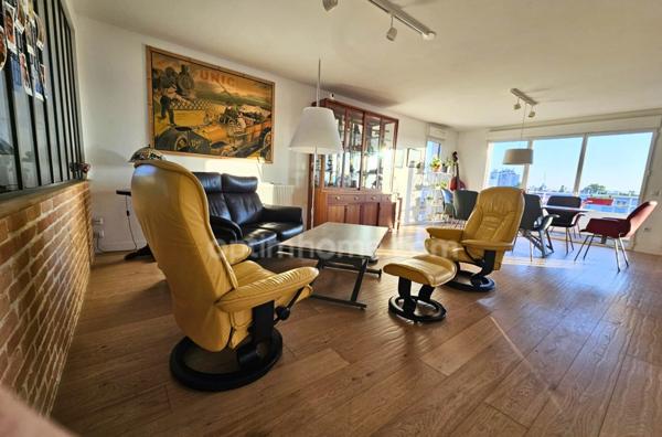 Appartement à vendre 4 pièces BORDEAUX (33)