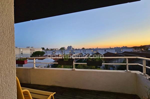 Appartement à vendre 4 pièces BORDEAUX (33)