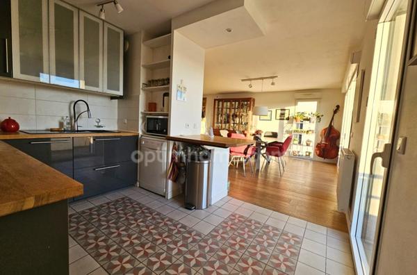 Appartement à vendre 4 pièces BORDEAUX (33)