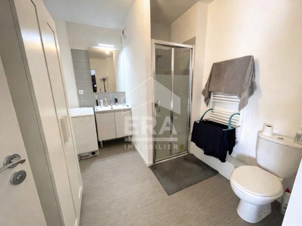 T2 CLICHY  RECENT BALCON PARKING