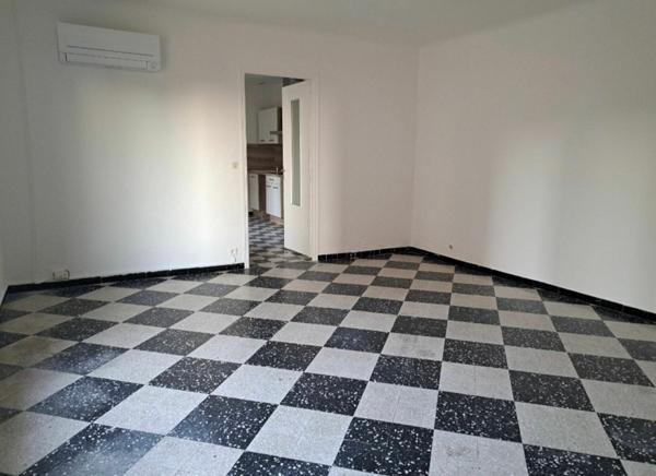 Appartement à louer    3 pièces • 83,47 m2 Cabrières