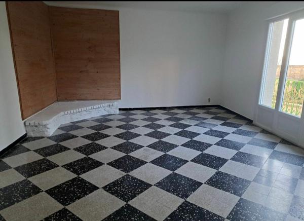 Appartement à louer    3 pièces • 83,47 m2 Cabrières