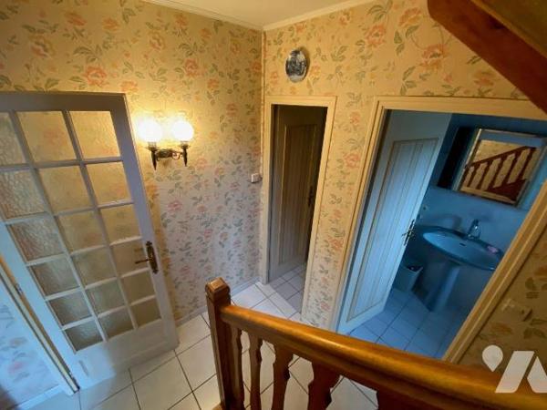Maison à vendre à Plouha (22580) en Côtes-d'Armor (22)

Cette maison dispose d'une surface ha...