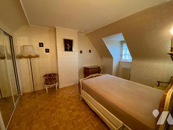 Maison à vendre à Plouha (22580) en Côtes-d'Armor (22)

Cette maison dispose d'une surface ha...