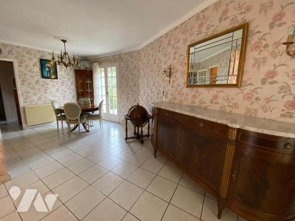 Maison à vendre à Plouha (22580) en Côtes-d'Armor (22)

Cette maison dispose d'une surface ha...