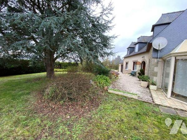 Maison à vendre à Plouha (22580) en Côtes-d'Armor (22)

Cette maison dispose d'une surface ha...