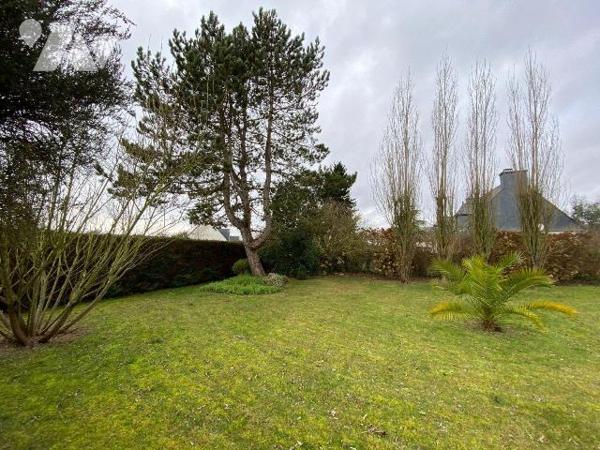 Maison à vendre à Plouha (22580) en Côtes-d'Armor (22)

Cette maison dispose d'une surface ha...