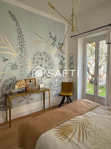 APPARTEMENT DE PRESTIGE 153 m² – Jardin privatif et piscine  LA ROCHELLE – VIEUX PORT