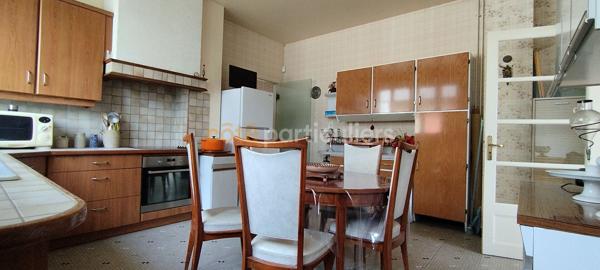 Vente
                Maison234 m² - 8 Pièces -
                    LA CHARITE SUR LOIRE (58400)