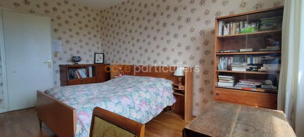 Vente
                Maison234 m² - 8 Pièces -
                    LA CHARITE SUR LOIRE (58400)