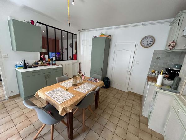 Maison
         6 pièces
        - 175 m² 232 000 € *