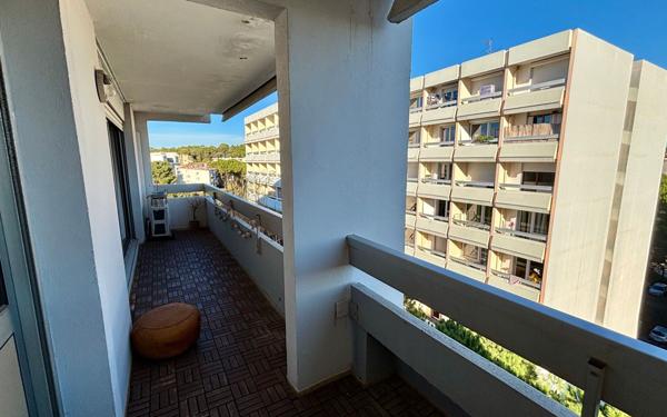 Appartement à vendre    3 pièces • 72 m2 Montpellier