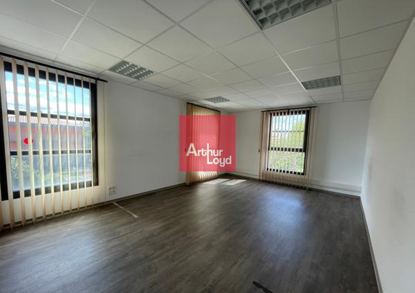 Bureaux à louer à Nîmes avec parkings sur le périphérique et accès facile