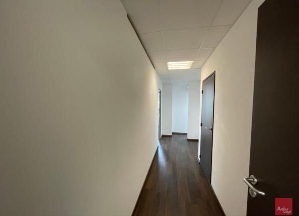 Bureaux à louer à Nîmes avec parkings sur le périphérique et accès facile