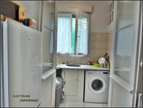 Dpt Pyrénées Atlantiques (64), à vendre PAU centre, appartement T1 de 21 m²