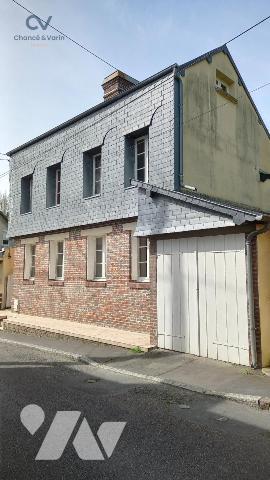 Dans un quartier calme de LISIEUX et proche écoles et commerces 