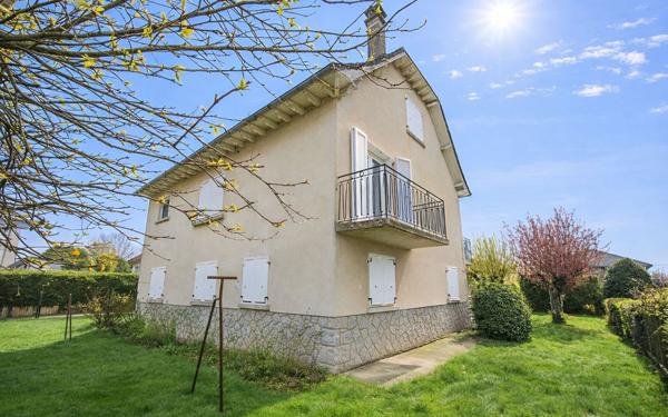 Maison à vendre    6 pièces • 134 m2 Aurillac