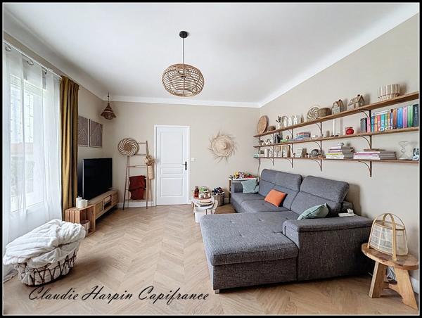 Maison à vendre 6 pièces PARTHENAY (79) 179 m² habitable - 5 chambres - terrain environ 1095 m²