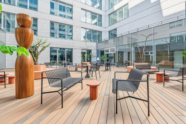 Bureaux à louer à Rueil-Malmaison avec rooftop et prestations haut de gamme