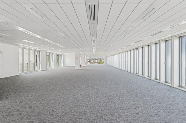 Bureaux à louer à Rueil-Malmaison avec rooftop et prestations haut de gamme