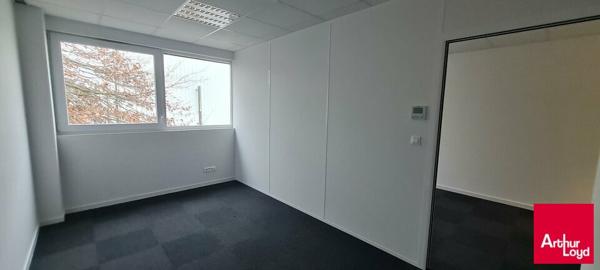 LOCATION BUREAU 85,77 m² E.R.P.