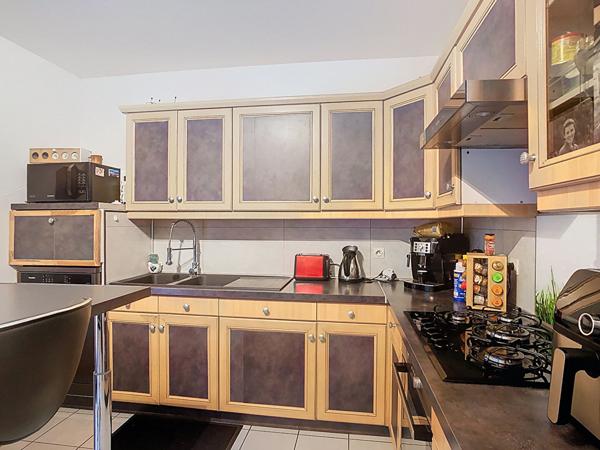 A vendre, maison de 141m2, 4 chambres, à Chateauneuf-sur Sarthe sur un terrain de plus de 2200m2