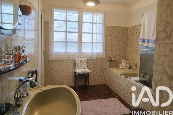 Maison à vendre 8 pièces 200 m² Chasseneuil-sur-Bonnieure