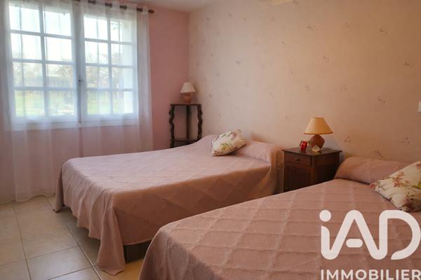 Maison à vendre 8 pièces 200 m² Chasseneuil-sur-Bonnieure