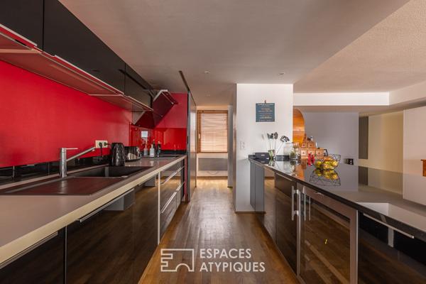 Loft et sa terrasse dans un ancien magasin de meubles