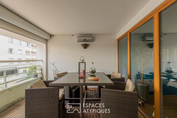 Loft et sa terrasse dans un ancien magasin de meubles