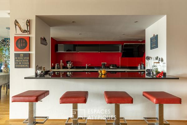 Loft et sa terrasse dans un ancien magasin de meubles