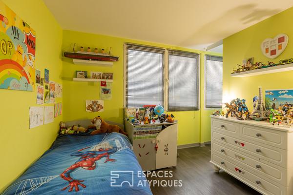 Loft et sa terrasse dans un ancien magasin de meubles