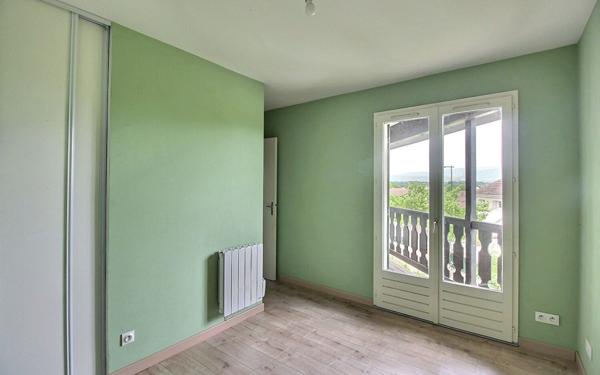 Maison à vendre    6 pièces • 127,29 m2 Morestel