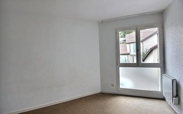 Maison à vendre    6 pièces • 127,29 m2 Morestel