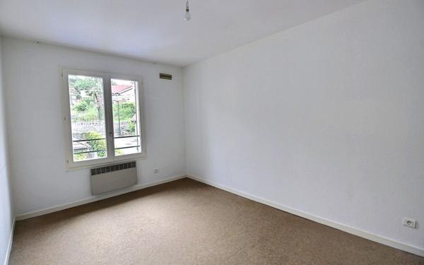 Maison à vendre    6 pièces • 127,29 m2 Morestel