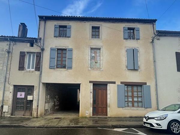 A vendre Immeuble de rapport Roquefort rentabilité investissement locatif 4 logements