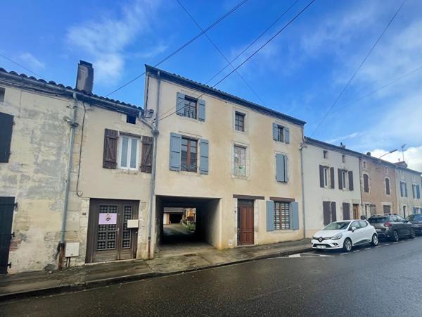 A vendre Immeuble de rapport Roquefort rentabilité investissement locatif 4 logements