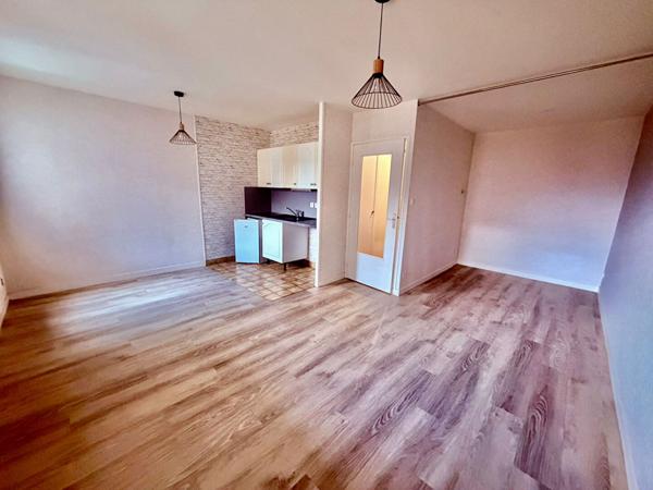 Nouveauté l'Adresse Studio lumineux secteur Hippodrome, Nantes