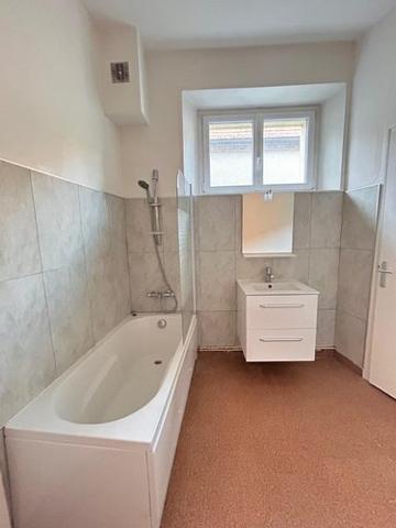 Immeuble à vendre à Ambonnay dans la Marne (51150), ref : AMBONNAY