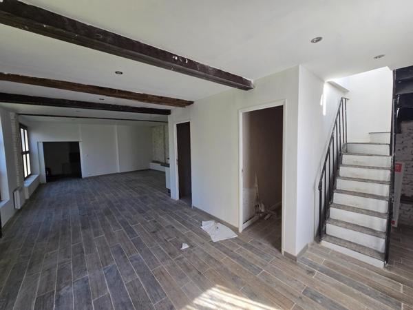 Maison de ville au style loft à Orbec