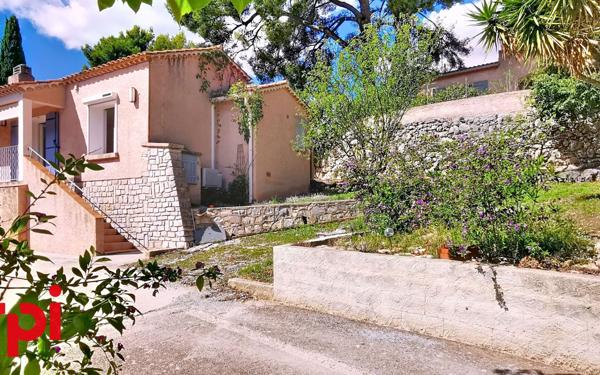 Maison à vendre    3 pièces •  La Cadière-d'Azur